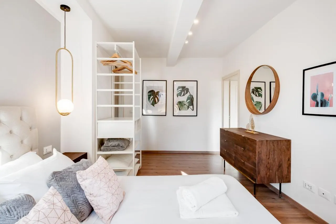 Santa Croce Flat - Modern Apartment Florence