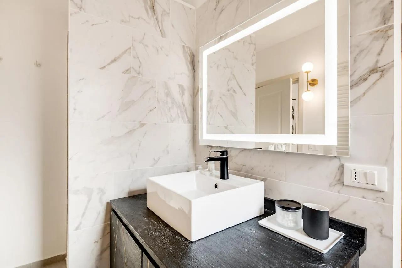 Santa Croce Flat - Modern Apartment Florence Italy